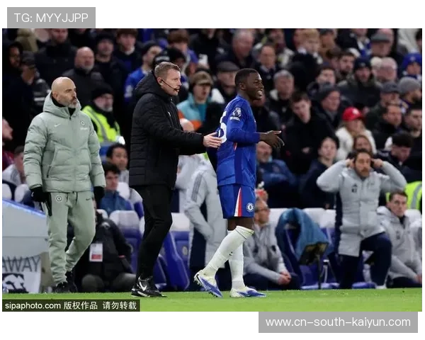 VAR技术应用争议再起，英超裁判标准统一成焦点